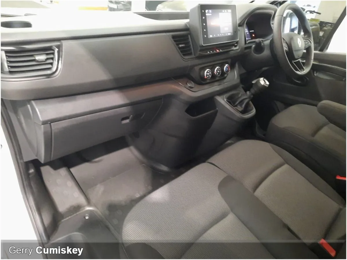 Renault Trafic dCi 130 L1h1 SWB - Image 4