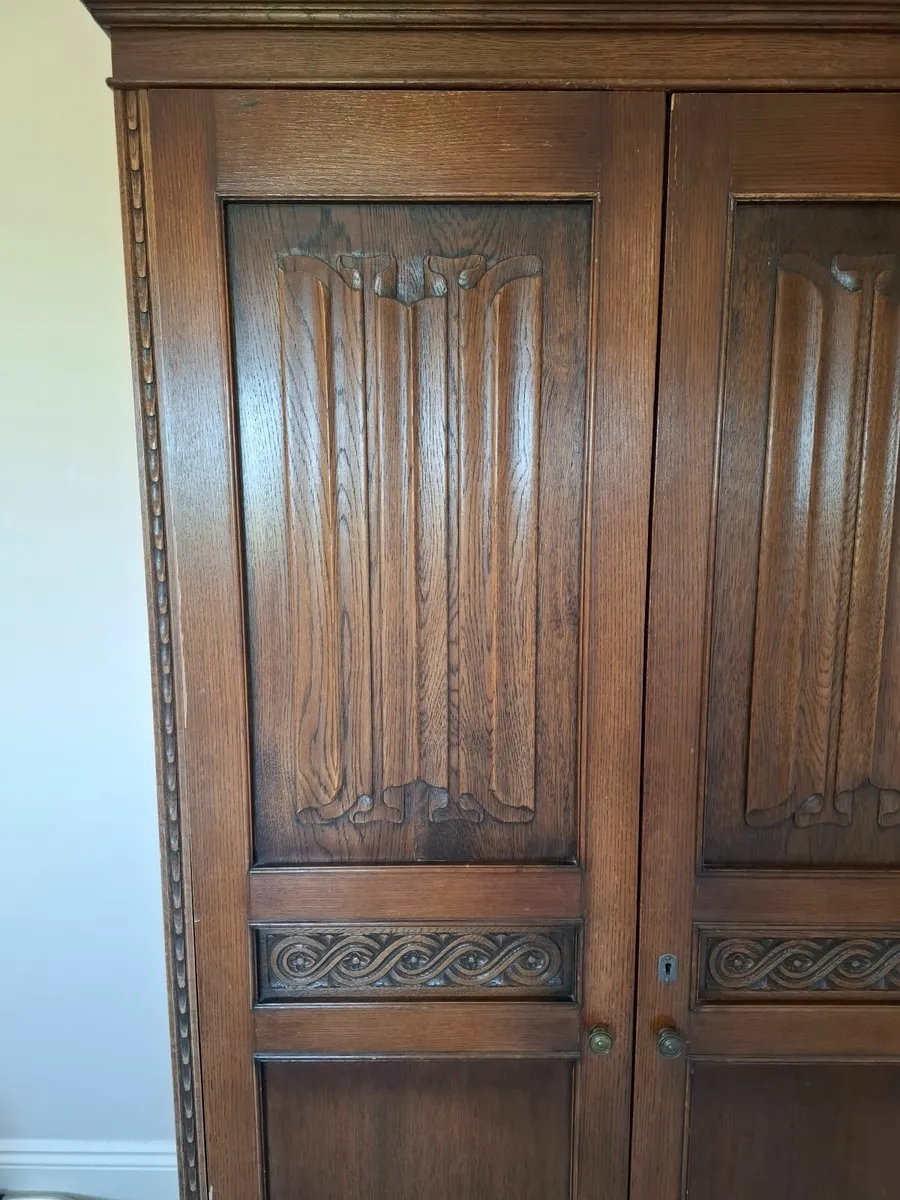 Double Bed & Wardrobe - Image 2