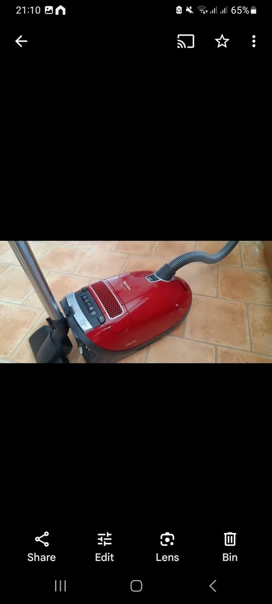 Miele vacuum/Hoover cleaner - Image 1