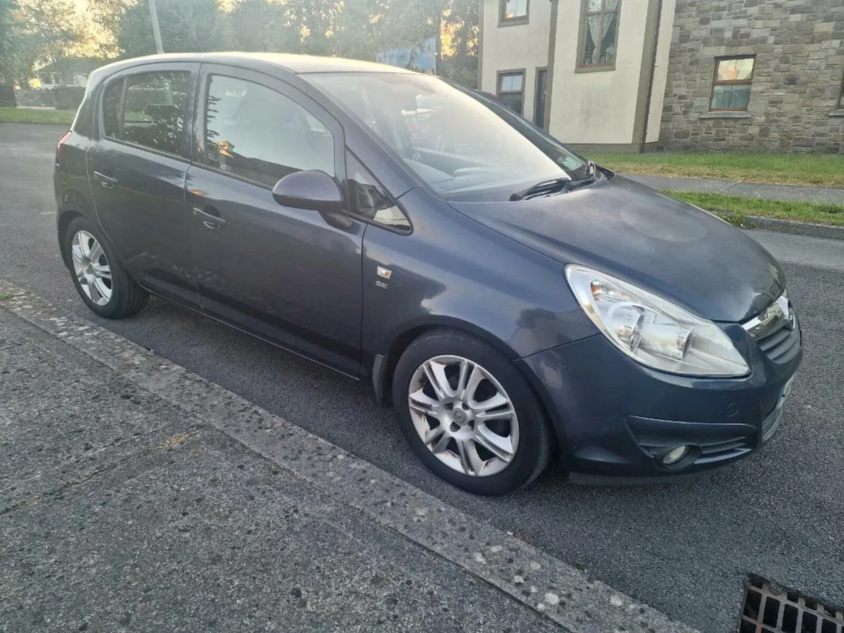 Opel corsa Automatic 1.4 - Image 2