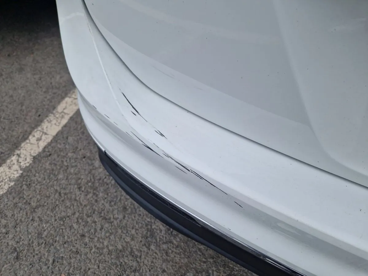 Volkswagen Tiguan Life 2.0tdi M6F 122HP - Image 3