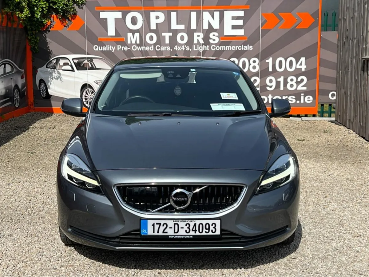 Volvo V40  dynamic Spec//auto//reversing Camera// - Image 3