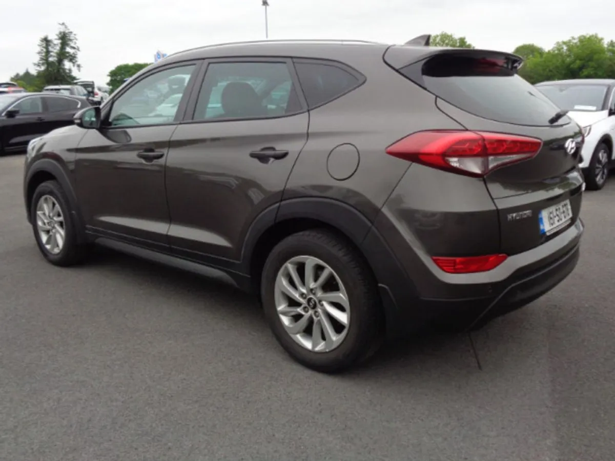Hyundai Tucson Executive 5DR - Image 3