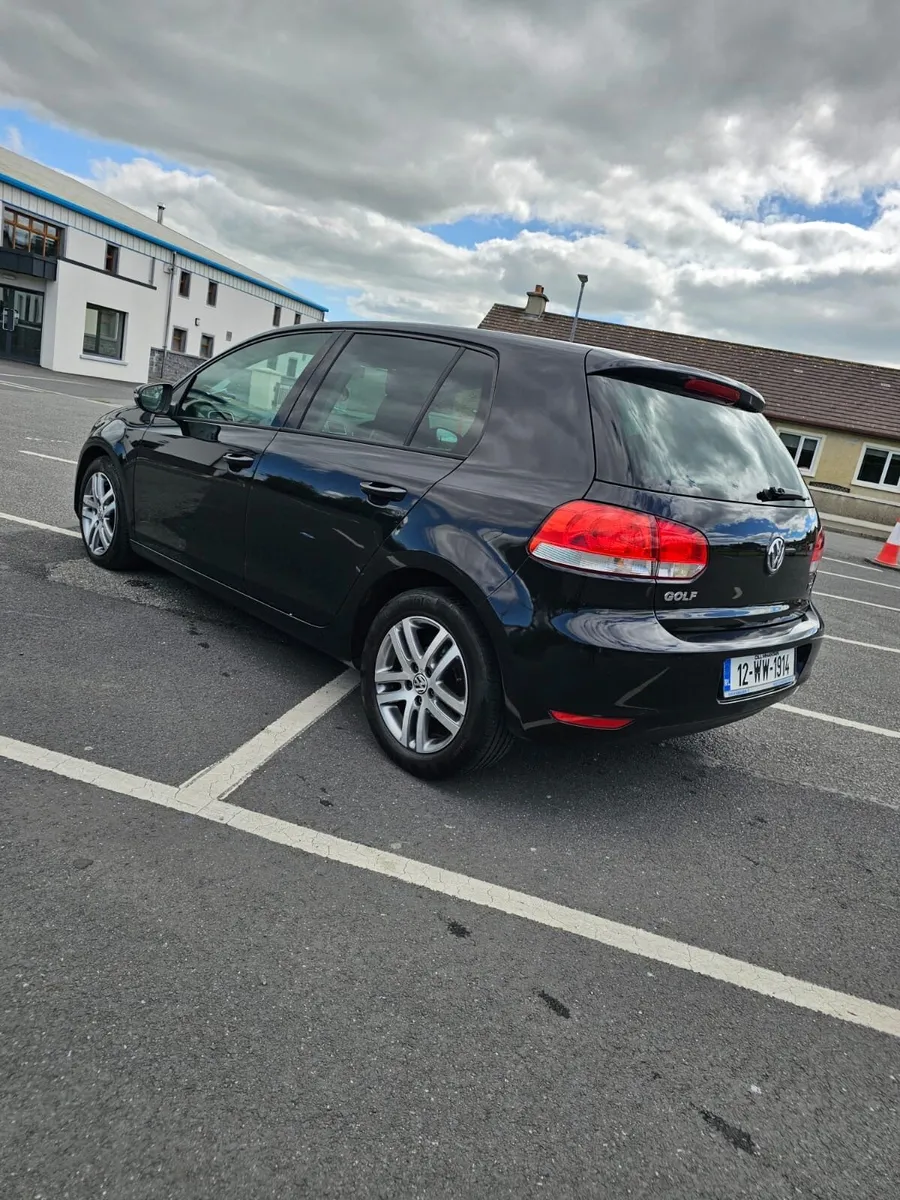 Volkswagen Golf 1.6TDI!!!DEPOSIT TAKEN - Image 3