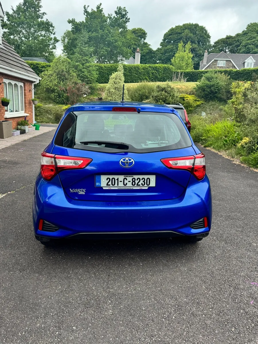 TOYOTA YARIS 1.0 LUNA 4DR - Image 3