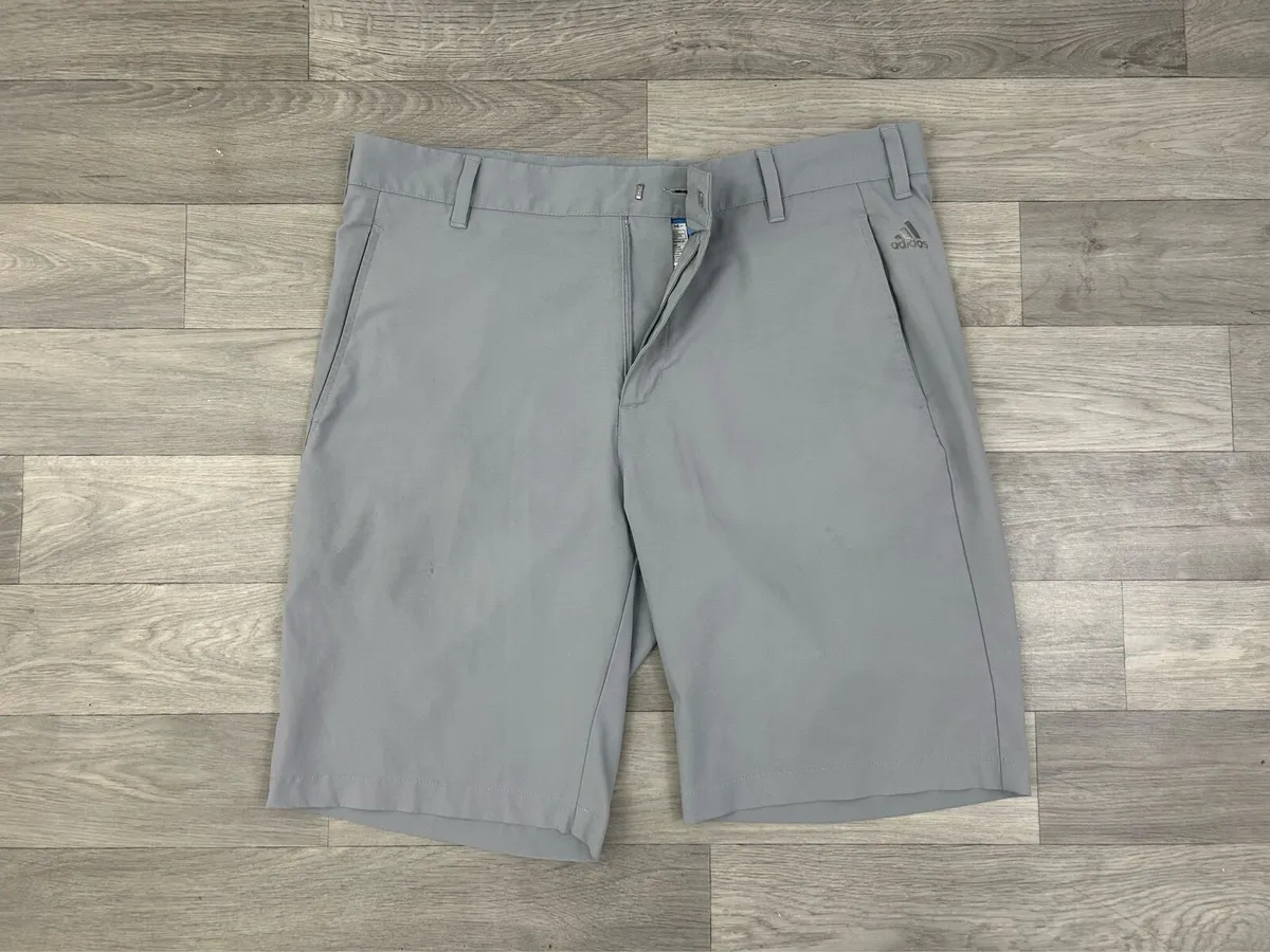 Adidas Golf Shorts Mens Medium W34 - Image 1