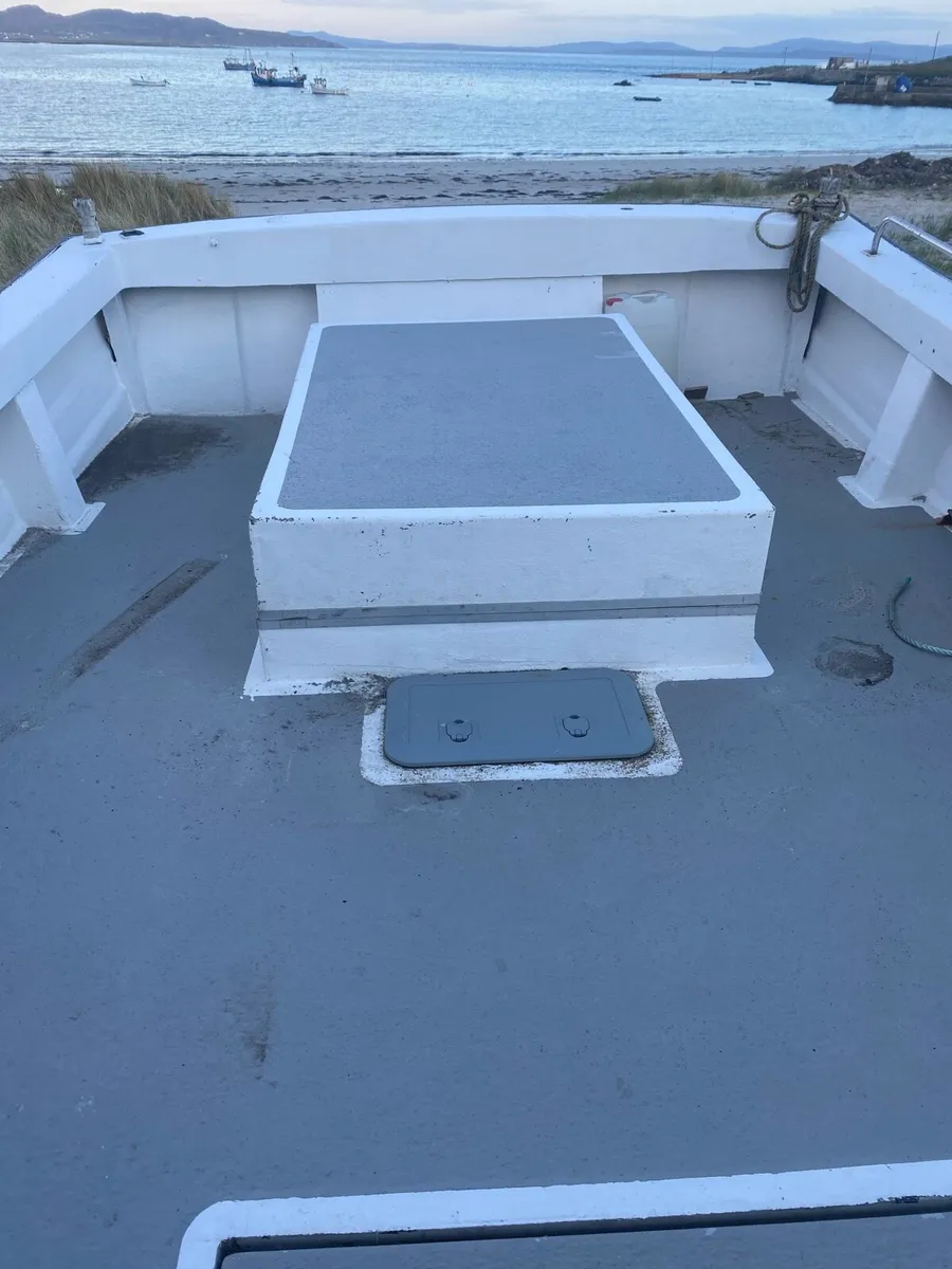Boat - Image 2