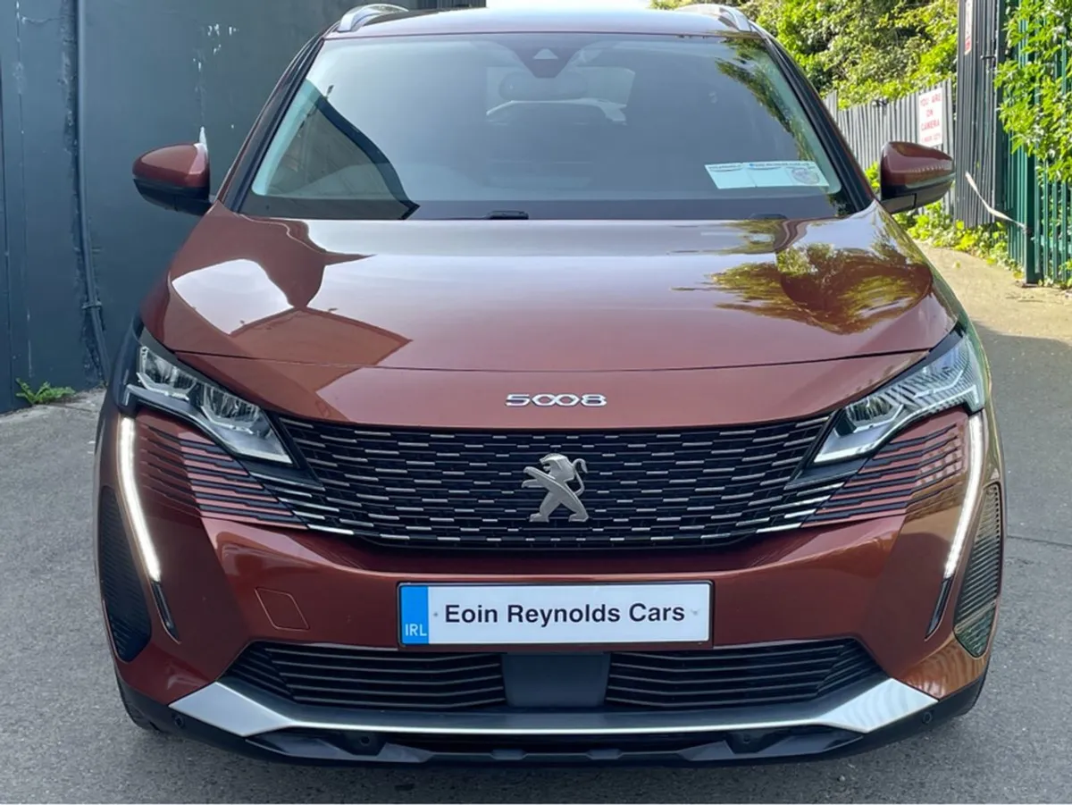 Peugeot 5008 FL Allure 1.2 130 7 Seat Low Kms - Image 3