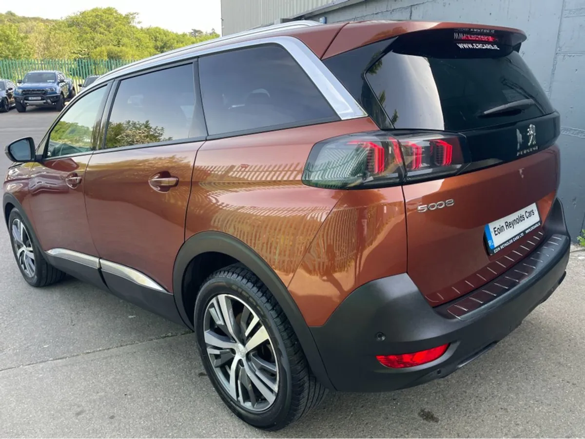 Peugeot 5008 FL Allure 1.2 130 7 Seat Low Kms - Image 4