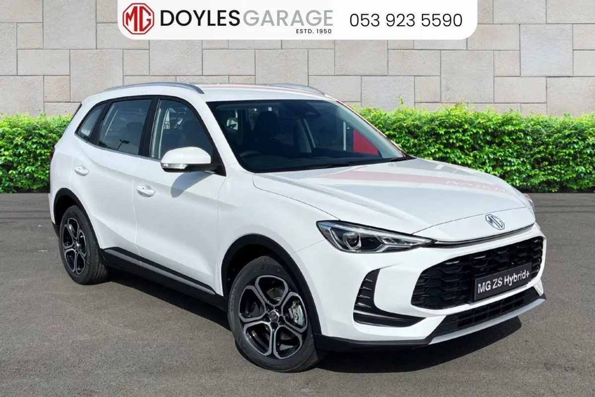 MG ZS EV Excite Hybrid - Image 1
