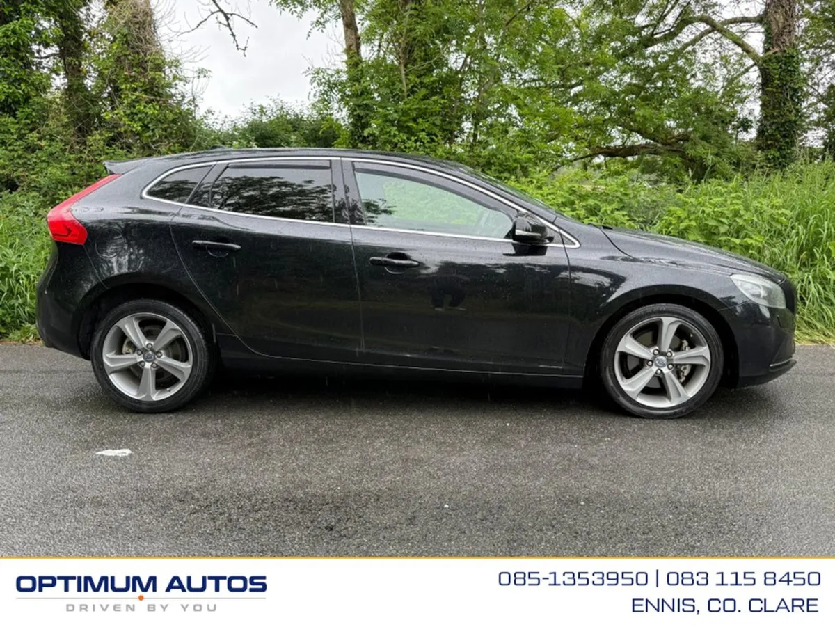 Volvo V40 T4 Automatic 1.6 Petrol - Image 2