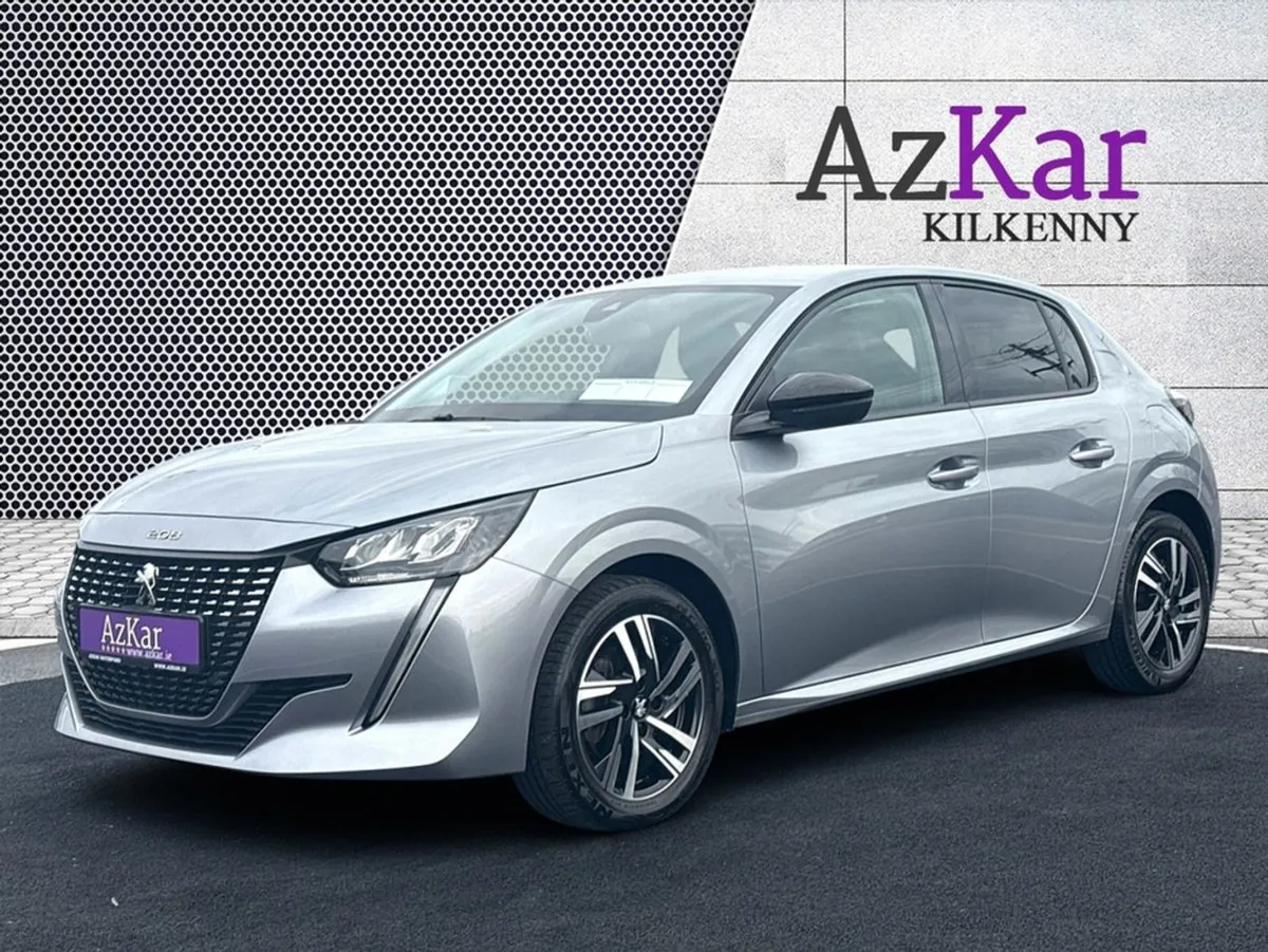 Peugeot 208 2023 Allure Premium Automatic 1.2 Pet - Image 3