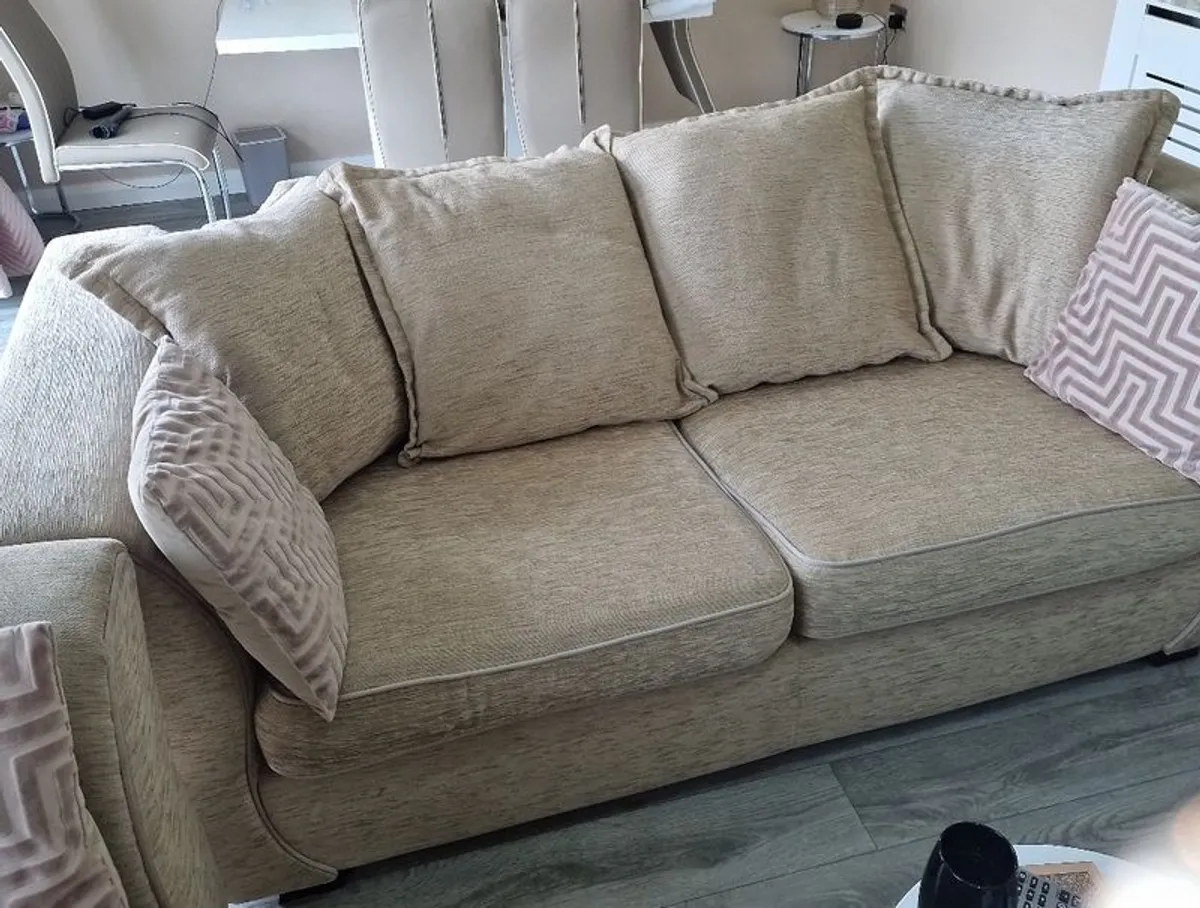 2 & 3 seater sofas - Image 4