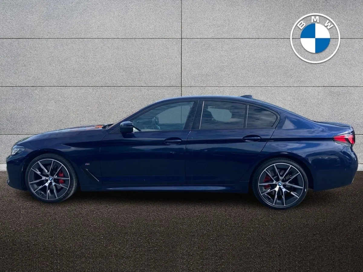 BMW 5 Series 520d M Sport Edition Saloon - Image 4
