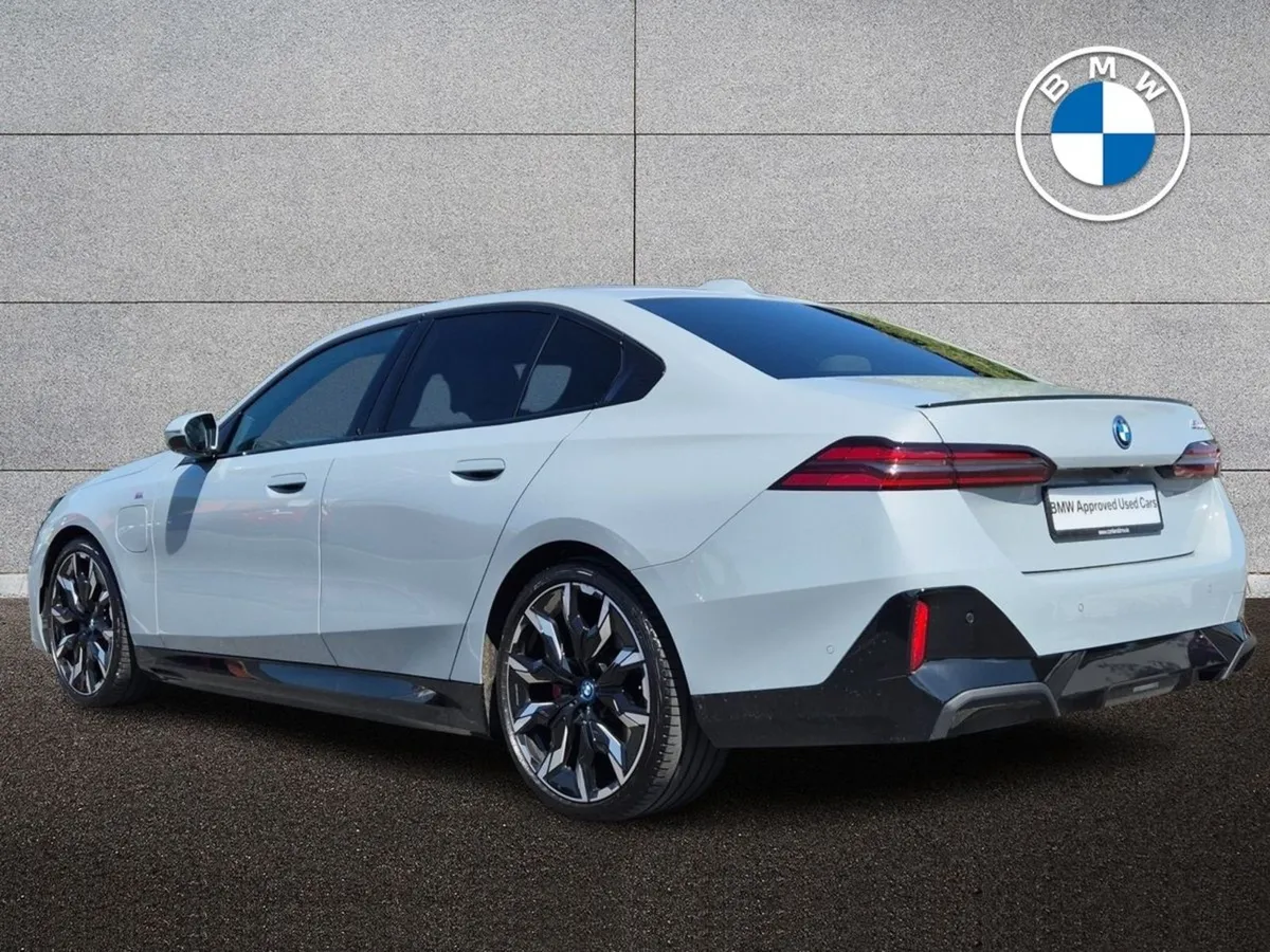 BMW 5 Series 530e M Sport Pro Saloon - Image 2