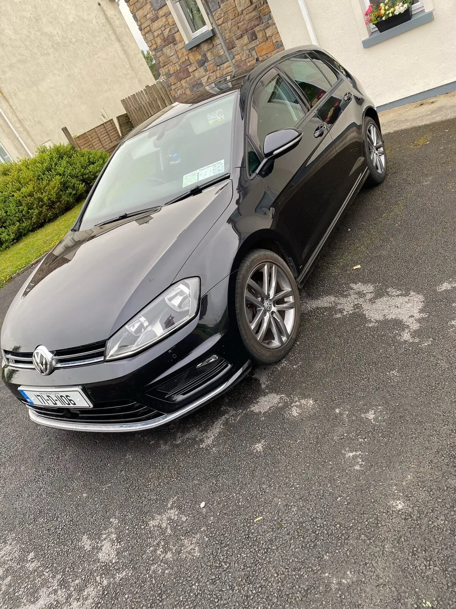 171 R Line Golf - Image 1
