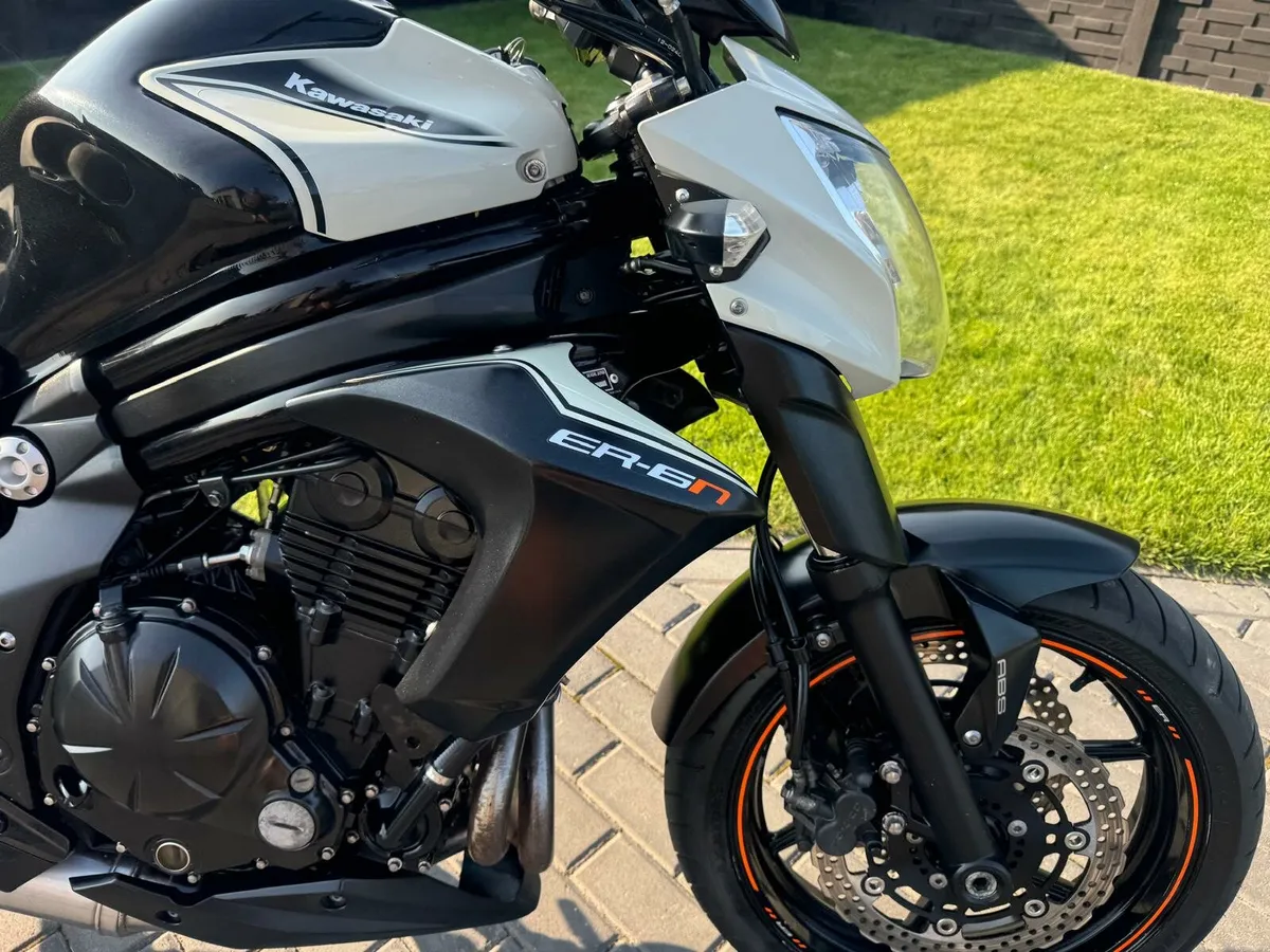 KAWASAKI ER6 - Image 2