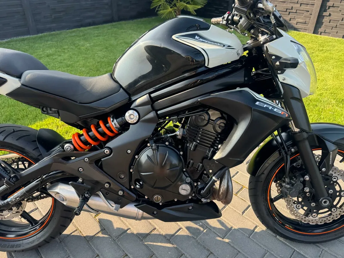 KAWASAKI ER6 - Image 3