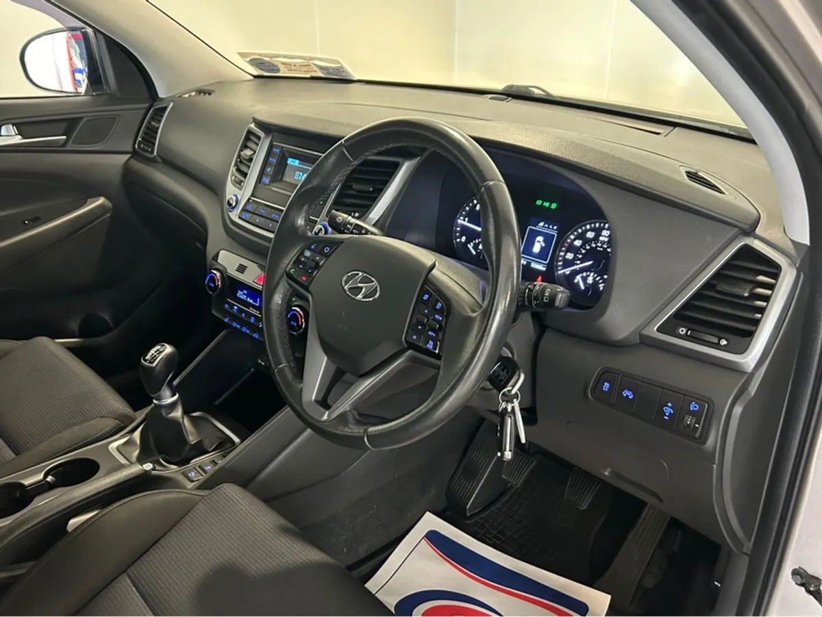 Hyundai Tucson 1.7 Crdi SE Bl/dr 5DR - Image 1