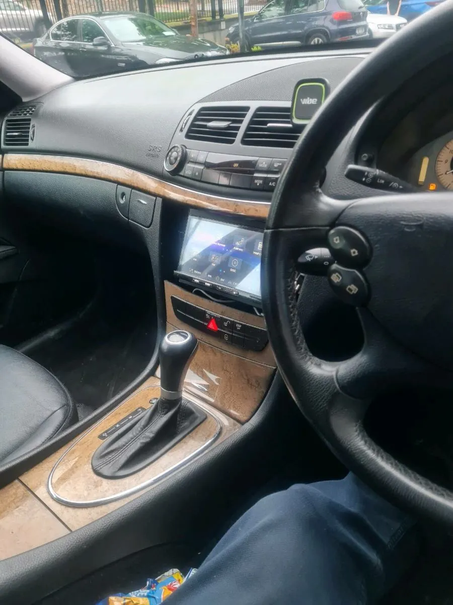 09 Mercedes e220 cdi Estate - Image 2