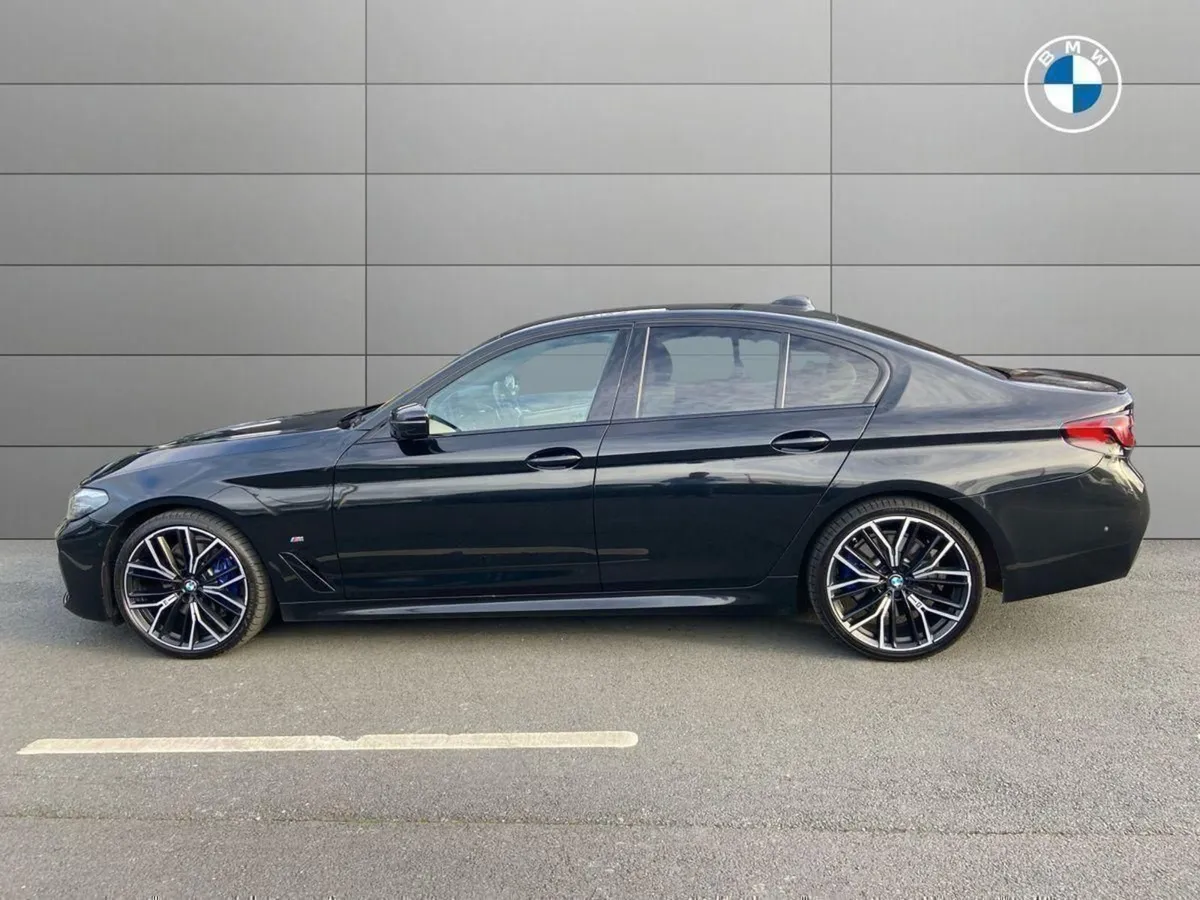 BMW 5 Series 520d M Sport Saloon - Image 4