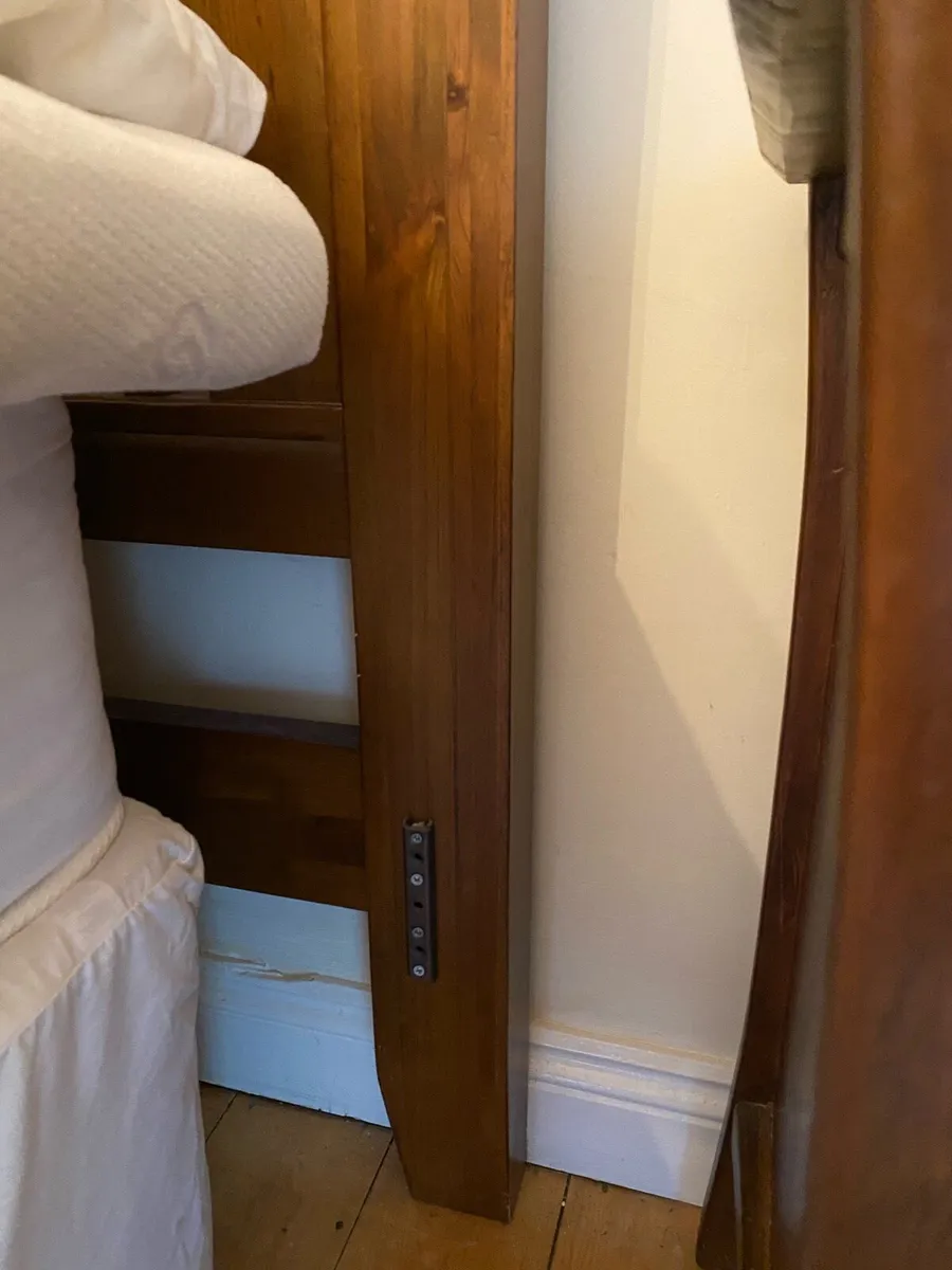 Solid timber headboard and matching bedside locker - Image 3