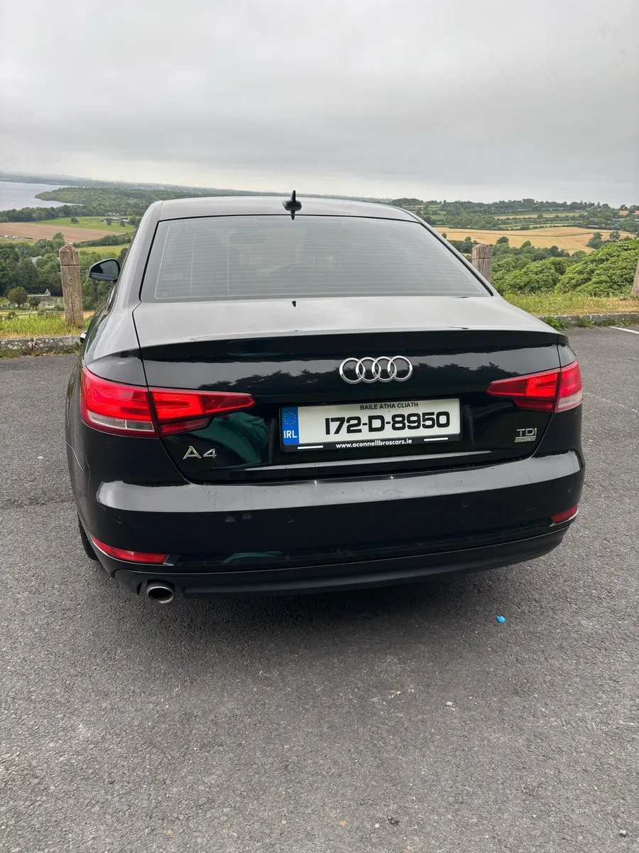 Audi A4 - Image 1