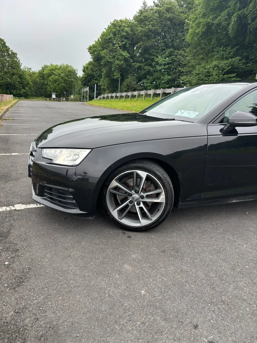 Audi A4 - Image 2