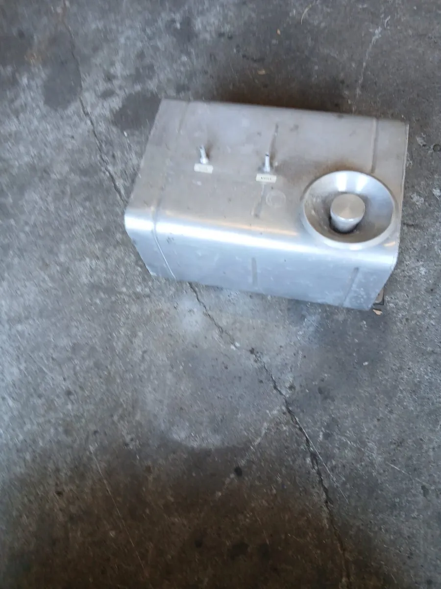 Petrol tanks and Escort grill - Image 2