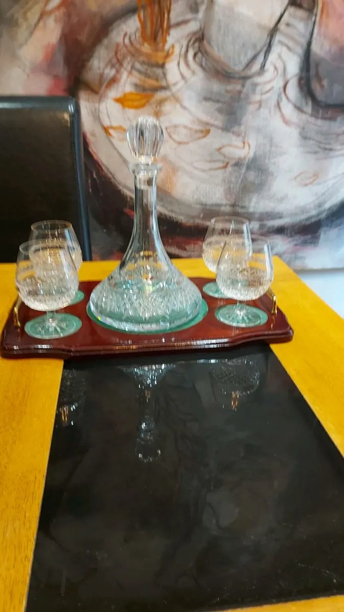Galway Crystal Longford Decanter set. - Image 2