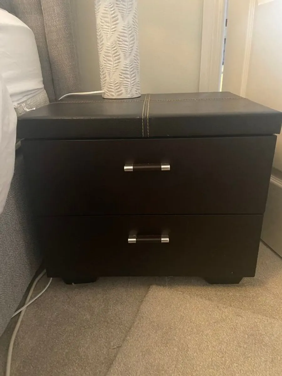 Bed lockers - Image 1