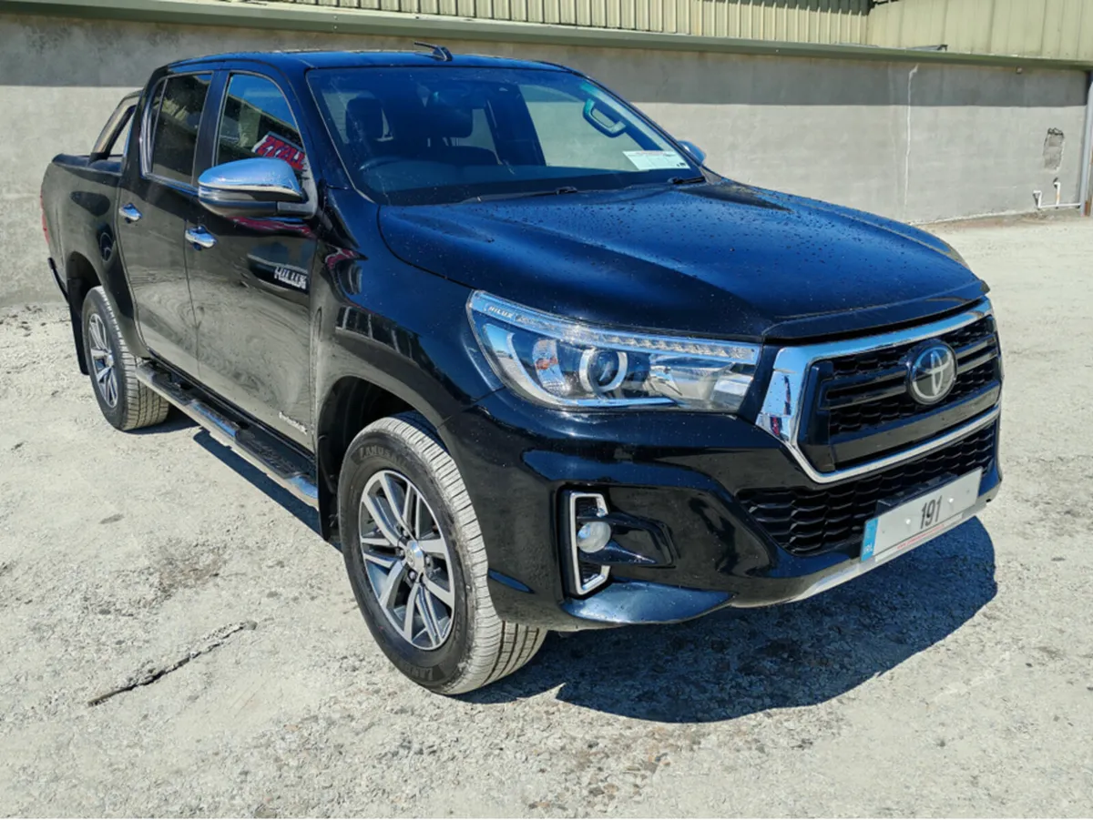 TOYOTA HILUX INVINCIB X D-4D 4WD - Image 1