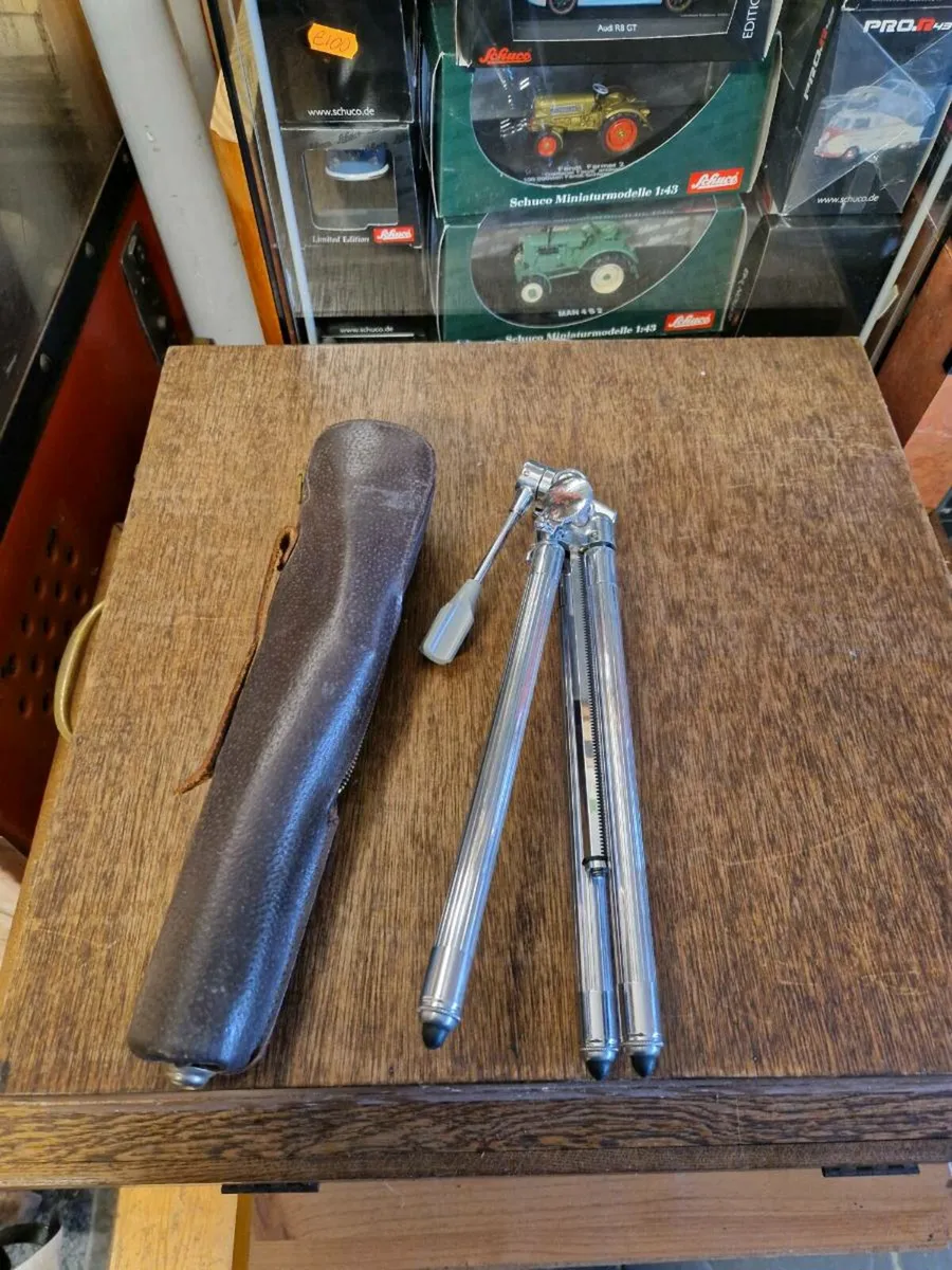 Vintage Retro Kalimar Camera Tripod - Image 1