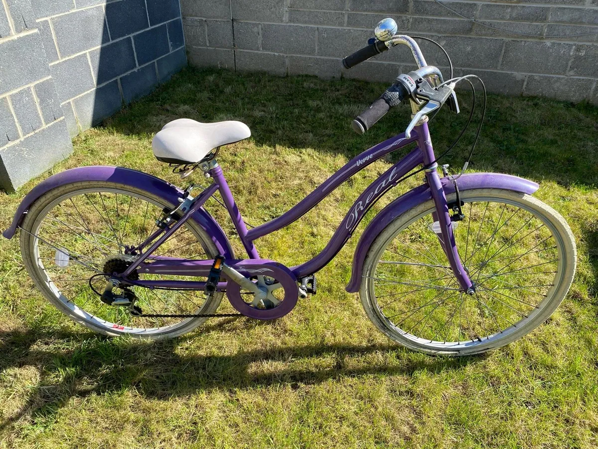 Ladies bicycle - Image 3