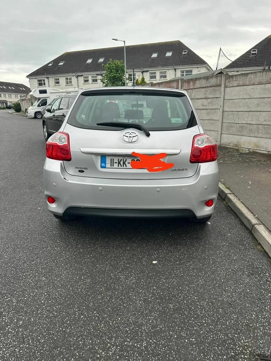 Toyota Auris 2011 - Image 4