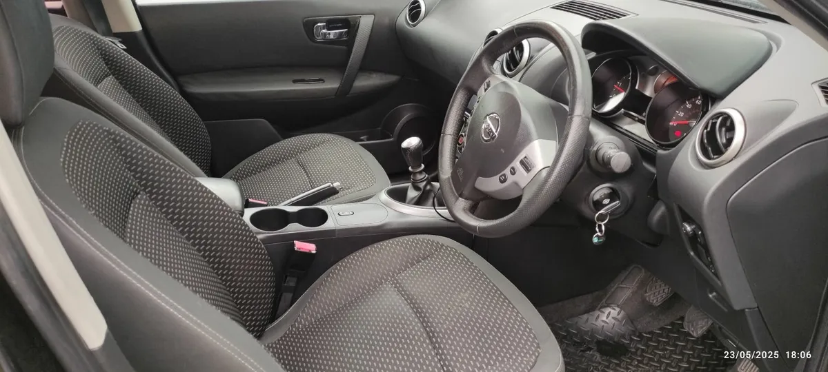 Nissan Qashqai 2008 - Image 4
