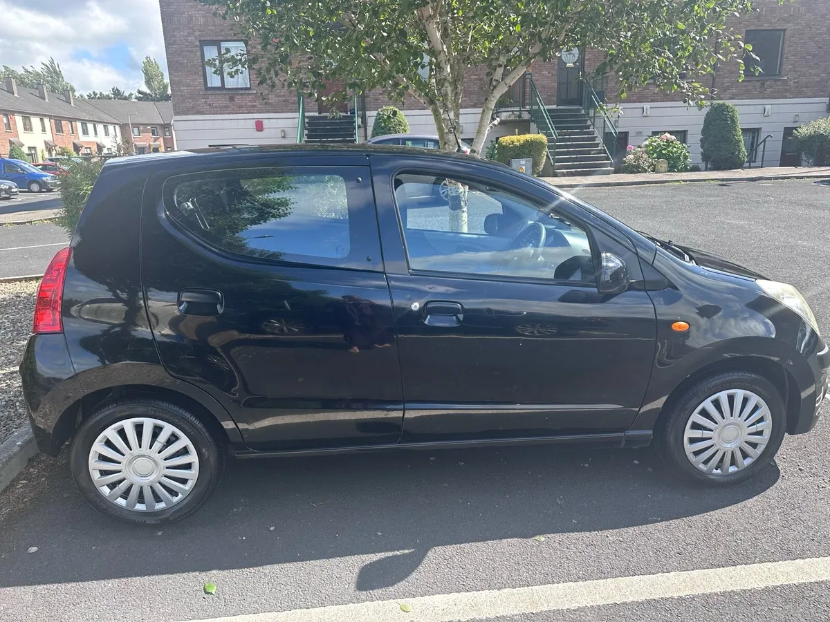 Black Nissan Pixo - Image 2