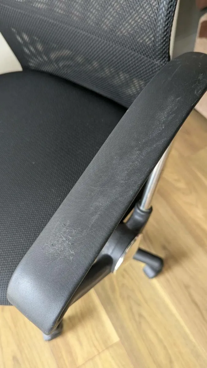 Office chair - Image 3