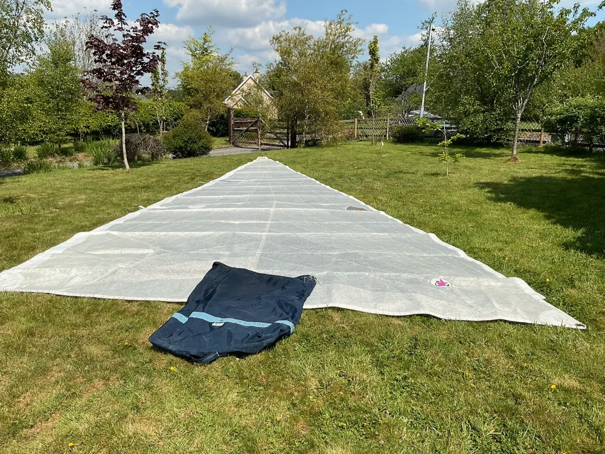 Headsail - Image 1
