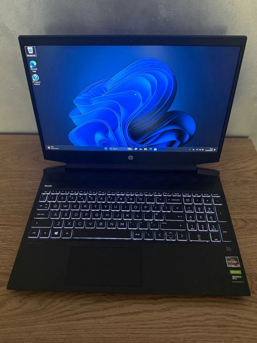 HP Pavillion 15 Gaming Laptop 32GB/512+256SSD/Nvid - Image 1