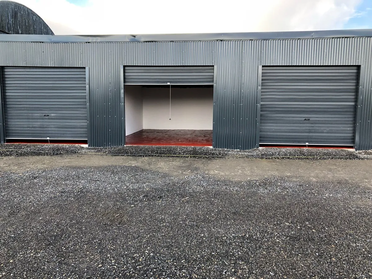 storage unit - Image 1