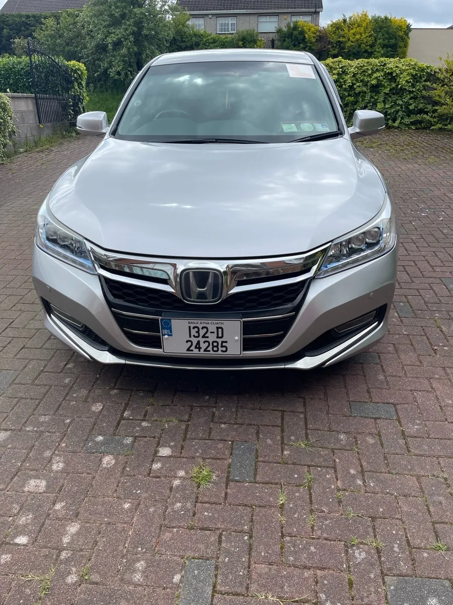 Honda Accord 2013 Hybrid - Image 1
