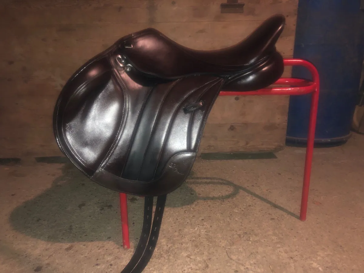 GFS monoflap jump saddle - Image 1