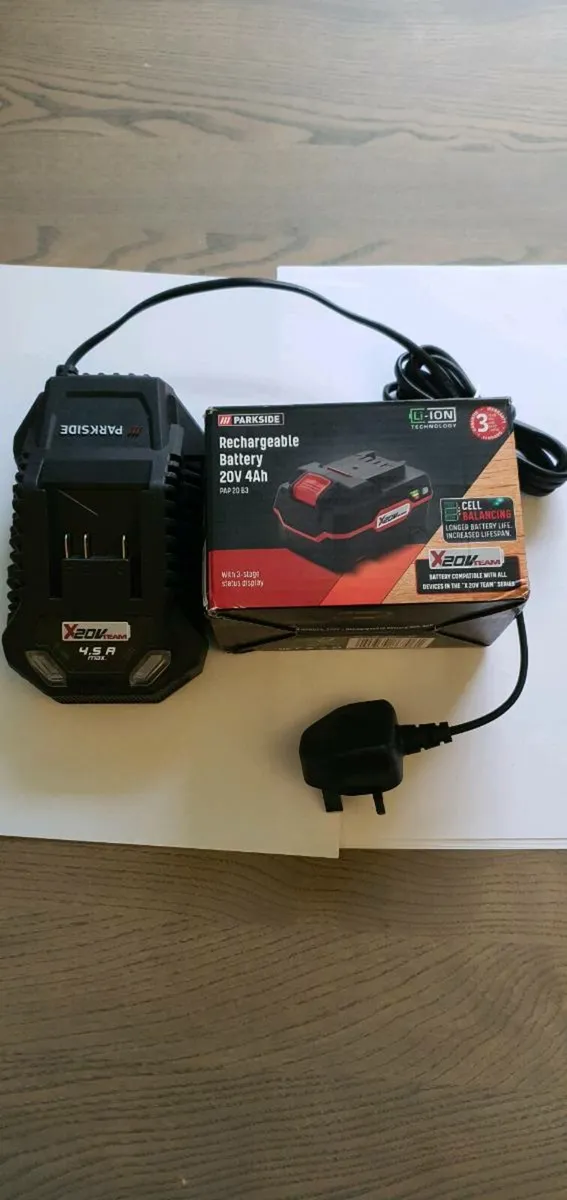 Parkside Battery / Charger - Image 1