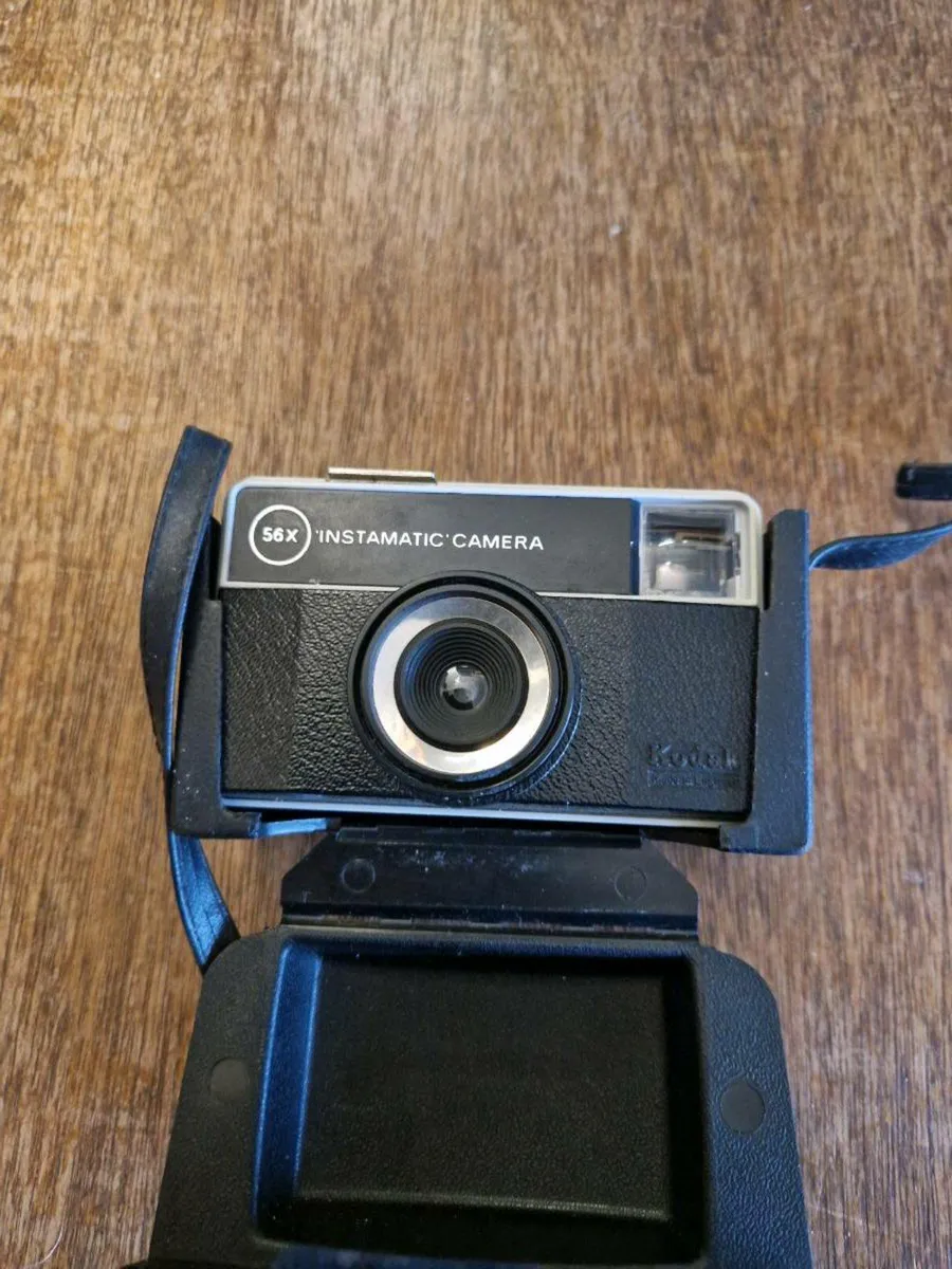 Vintage Retro Kodak Camera - Image 2