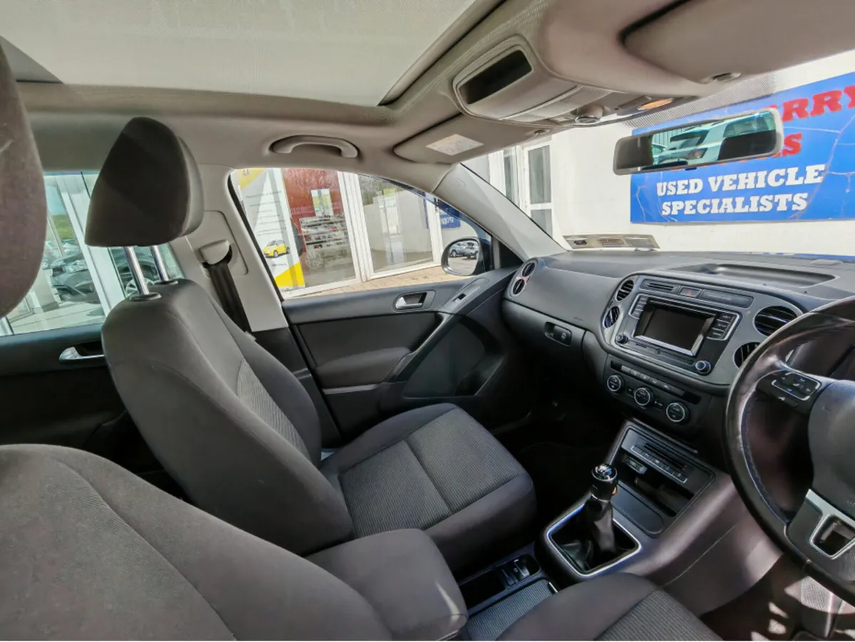 VOLKSWAGEN TIGUAN LL 2.0 TDI 110HP MANUAL 6SPEED - Image 4