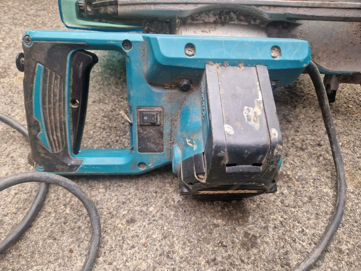 LS1019l makita chop saw - Image 4