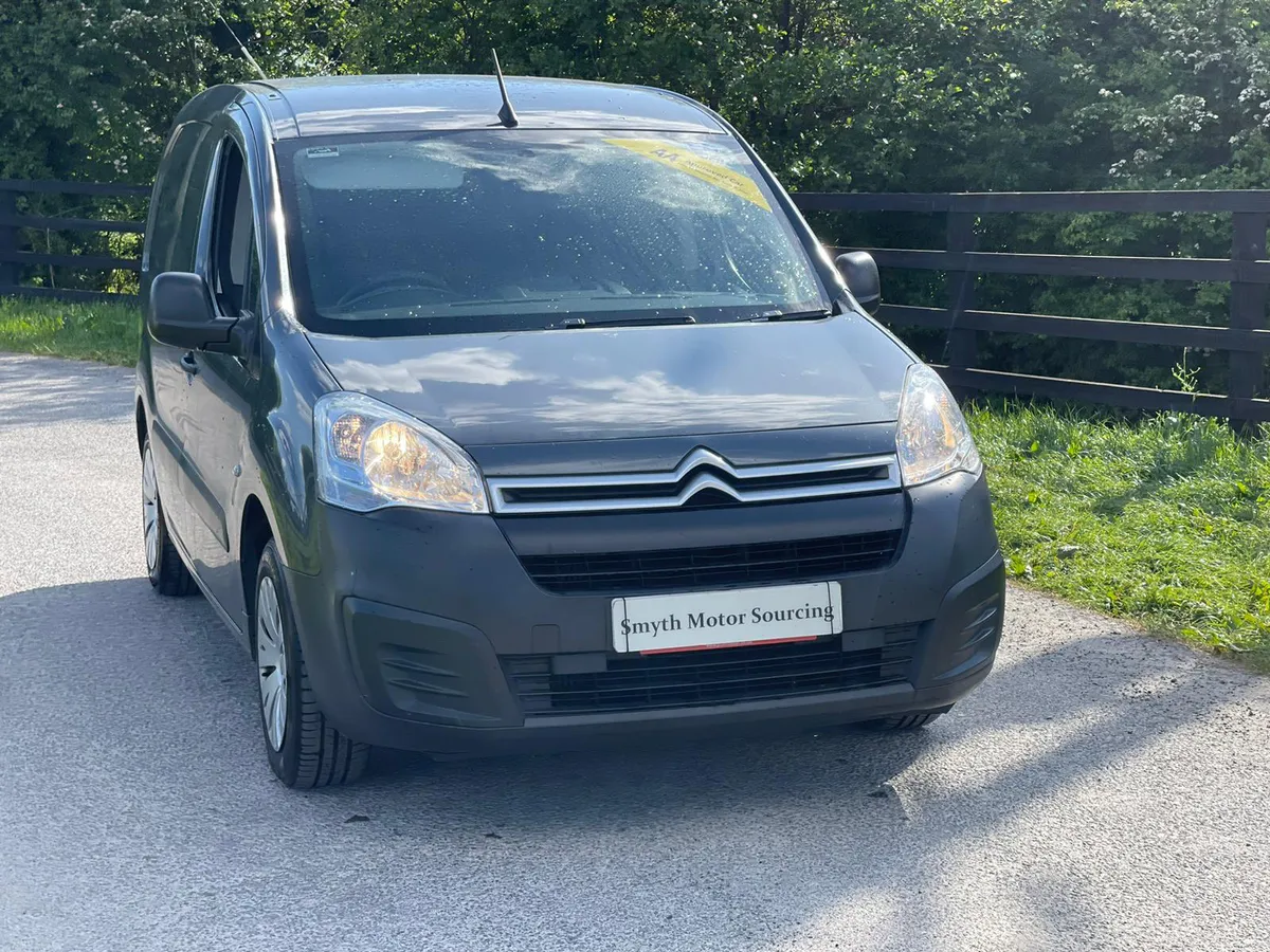 172 Citroen Berlingo Spotless Van ***** - Image 3