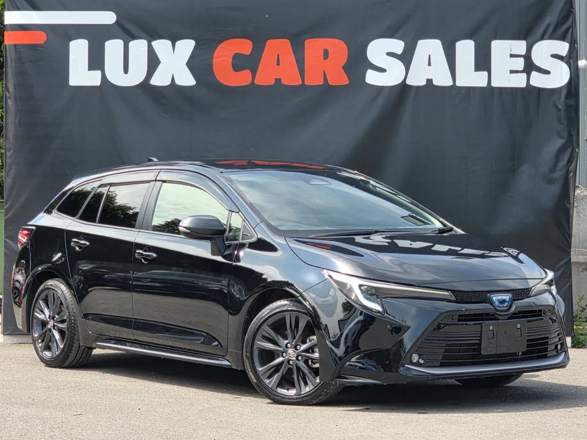 2022 TOYOTA COROLLA TOURING 1.8 VVT-I HYBRID AUTO - Image 1