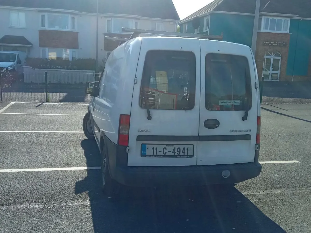 Van - Image 3
